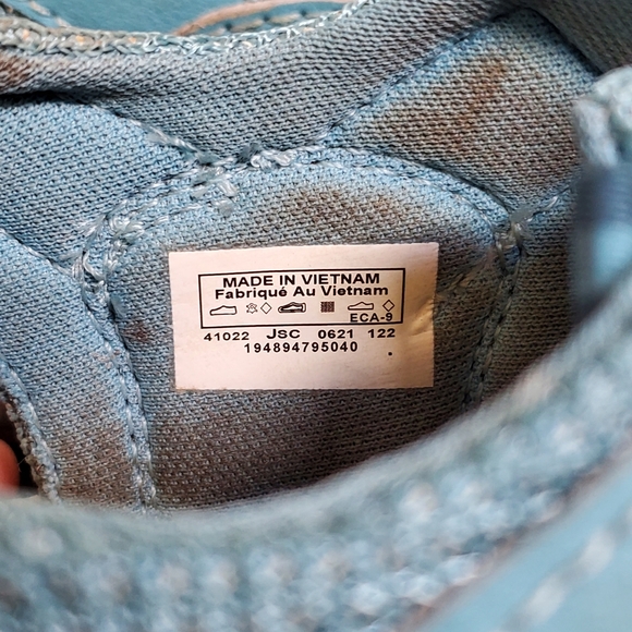 Columbia Techsun Wave Sandals *Flaw* Play Condition Waterproof Kids size 13 - Picture 7 of 11